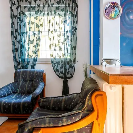 Galaxy Downtown - 2 Bedroom *