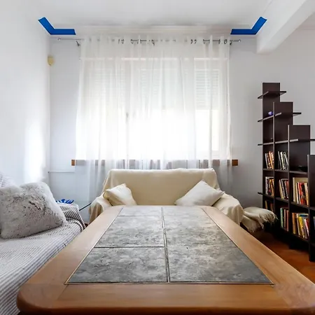 Galaxy Downtown - 2 Bedroom Sofia